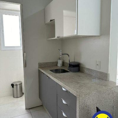 Apartamento com 67m², 2 quartos, 2 garagens, no bairro Centro em Florianópolis