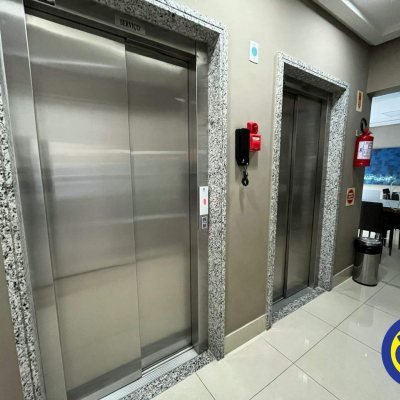 Apartamento com 67m², 2 quartos, 2 garagens, no bairro Centro em Florianópolis