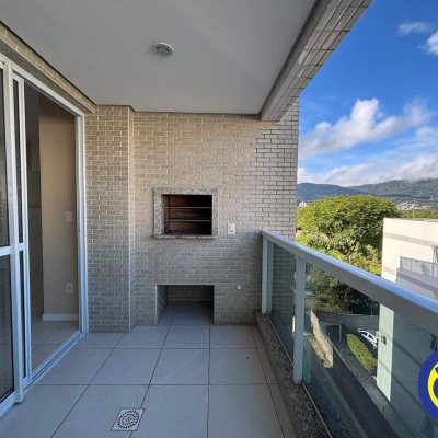 Apartamento com 80m², 2 quartos (sendo 1 suíte), 1 garagem, no bairro Trindade em Florianópolis