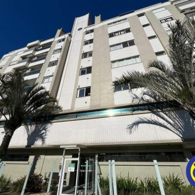 Apartamento com 80m², 2 quartos (sendo 1 suíte), 1 garagem, no bairro Trindade em Florianópolis