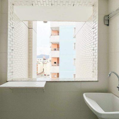 Apartamento com 70m², 2 quartos, 1 suíte, 2 garagens, no bairro Pantanal em Floranópolis