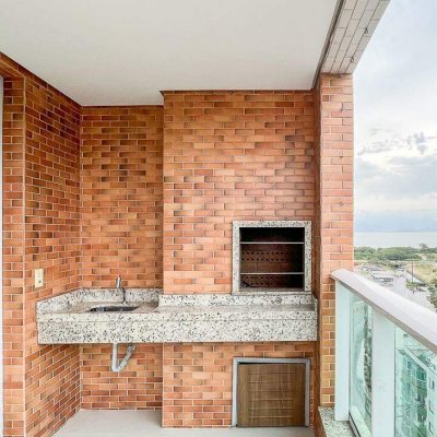 Apartamento com 70m², 2 quartos, 1 suíte, 2 garagens, no bairro Pantanal em Floranópolis