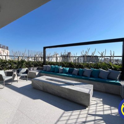 Apartamento com 80m², 2 quartos, 2 suítes, 1 garagem, no bairro Centro em Florianópolis