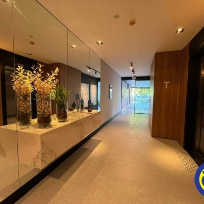 Apartamento com 80m², 2 quartos, 2 suítes, 1 garagem, no bairro Centro em Florianópolis