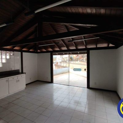 Loja com 30m², no bairro Agronômica em Florianópolis