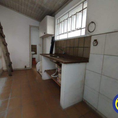 Loja com 30m², no bairro Agronômica em Florianópolis