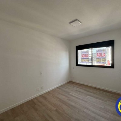 Apartamento com 73m², 2 quartos, 1 suíte, 1 garagem, no bairro Balneário em Florianópolis