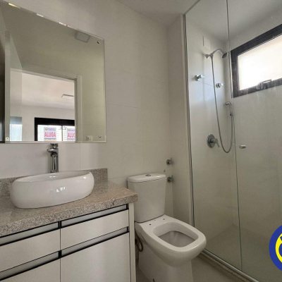 Apartamento com 73m², 2 quartos, 1 suíte, 1 garagem, no bairro Balneário em Florianópolis