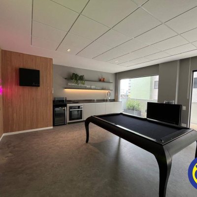 Apartamento com 73m², 2 quartos, 1 suíte, 1 garagem, no bairro Balneário em Florianópolis