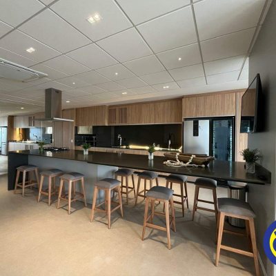 Apartamento com 73m², 2 quartos, 1 suíte, 1 garagem, no bairro Balneário em Florianópolis