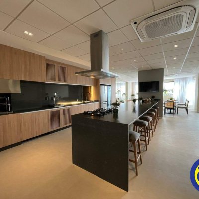 Apartamento com 73m², 2 quartos, 1 suíte, 1 garagem, no bairro Balneário em Florianópolis