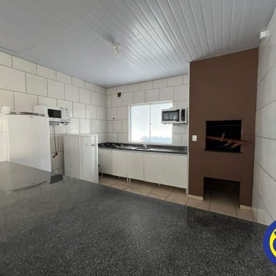 Apartamento com 45m², 2 quartos, 1 garagem, no bairro Fundos em Biguaçu