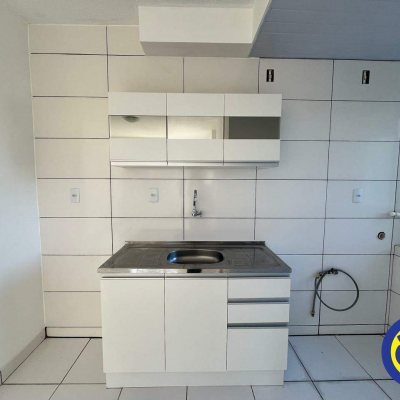 Apartamento com 45m², 2 quartos, 1 garagem, no bairro Fundos em Biguaçu