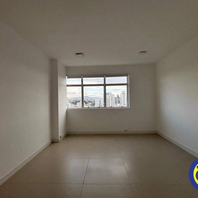 Salas/Conjuntos com 25m², 1 garagem, no bairro Canto em Florianópolis