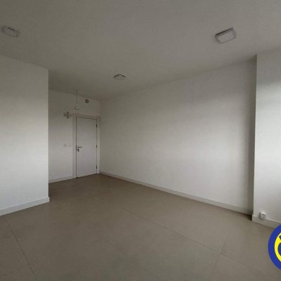 Salas/Conjuntos com 25m², 1 garagem, no bairro Canto em Florianópolis