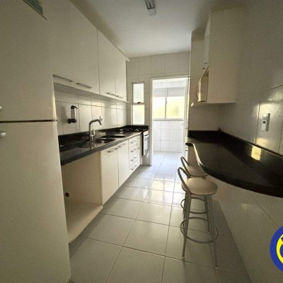 Apartamento com 80m², 2 quartos, 1 suíte, 1 garagem, no bairro João Paulo em Florianópolis