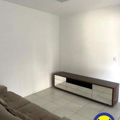 Apartamento com 80m², 2 quartos, 1 suíte, 1 garagem, no bairro João Paulo em Florianópolis