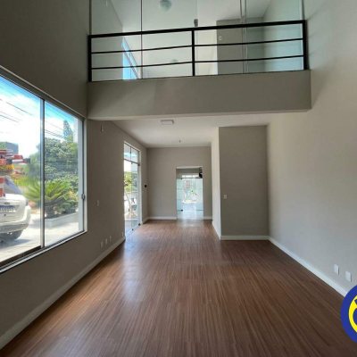 Loja com 110m², no bairro João Paulo em Florianópolis