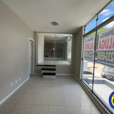 Loja com 110m², no bairro João Paulo em Florianópolis