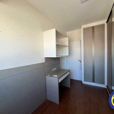 Apartamento com 80m², 2 quartos (sendo 1 suíte), 1 garagem, no bairro Canto em Florianópolis