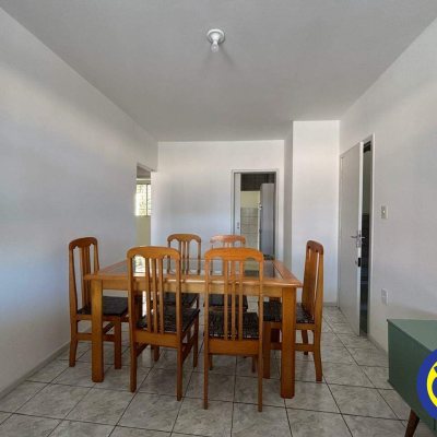 Apartamento com 62m², 2 quartos, 1 garagem, no bairro Ipiranga em São José