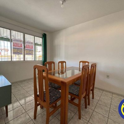 Apartamento com 62m², 2 quartos, 1 garagem, no bairro Ipiranga em São José