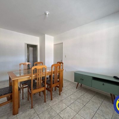 Apartamento com 62m², 2 quartos, 1 garagem, no bairro Ipiranga em São José