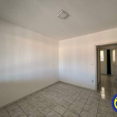 Apartamento com 62m², 2 quartos, 1 garagem, no bairro Ipiranga em São José