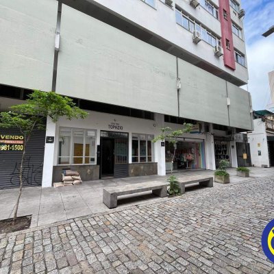 Apartamento com 90m², 2 quartos, no bairro Centro em Florianópolis