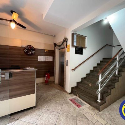 Apartamento com 90m², 2 quartos, no bairro Centro em Florianópolis