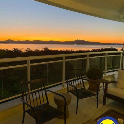 Apartamento com 254m², 4 quartos (sendo 4 suítes), 3 garagens, no bairro Cachoeira do Bom Jesus em Florianópolis
