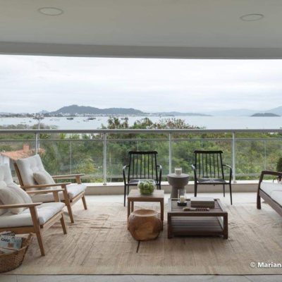 Apartamento com 254m², 4 quartos (sendo 4 suítes), 3 garagens, no bairro Cachoeira do Bom Jesus em Florianópolis