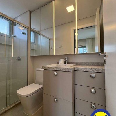 Apartamento com 43m², 1 quarto, 1 suíte, 1 garagem, no bairro Centro em Florianópolis