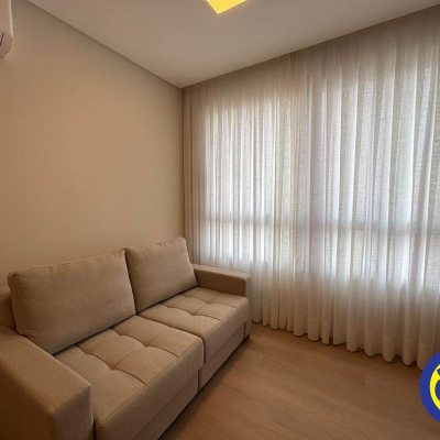 Apartamento com 43m², 1 quarto, 1 suíte, 1 garagem, no bairro Centro em Florianópolis