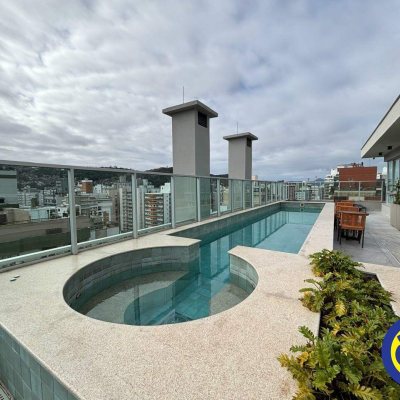 Apartamento com 43m², 1 quarto, 1 suíte, 1 garagem, no bairro Centro em Florianópolis