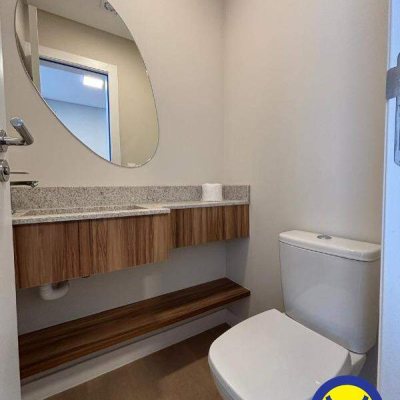 Apartamento com 43m², 1 quarto, 1 suíte, 1 garagem, no bairro Centro em Florianópolis