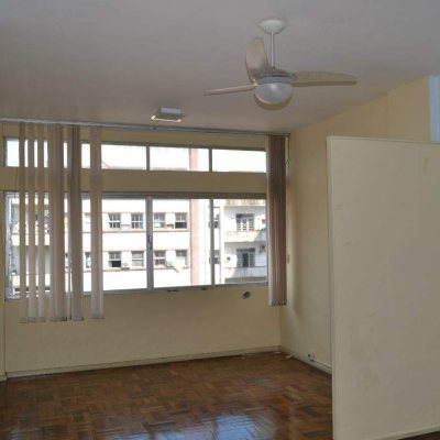Salas/Conjuntos com 35m², no bairro Centro em Florianópolis