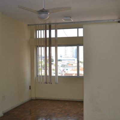Salas/Conjuntos com 35m², no bairro Centro em Florianópolis