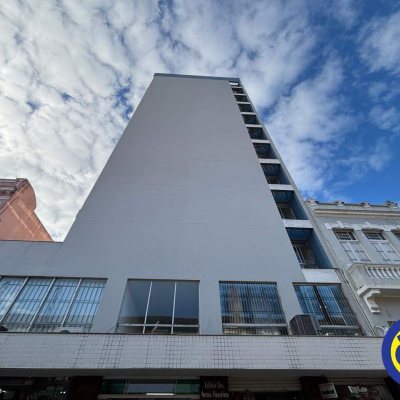 Salas/Conjuntos com 35m², no bairro Centro em Florianópolis