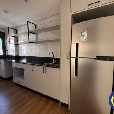Apartamento com 38m², 1 quarto, 1 garagem, no bairro Saco dos Limões em Florianópolis