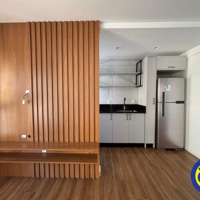 Apartamento com 38m², 1 quarto, 1 garagem, no bairro Saco dos Limões em Florianópolis