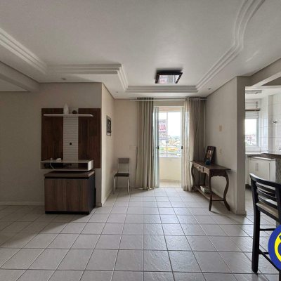 Apartamento com 70m², 3 quartos, 1 suíte, 1 garagem, no bairro Barreiros em São José