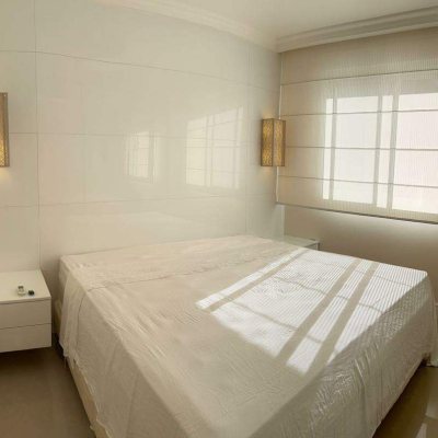 Apartamento com 90m², 3 quartos, 2 suítes, 2 garagens, no bairro Jurerê em Florianópolis