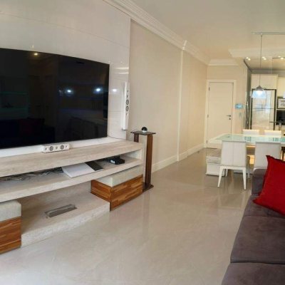 Apartamento com 90m², 3 quartos, 2 suítes, 2 garagens, no bairro Jurerê em Florianópolis