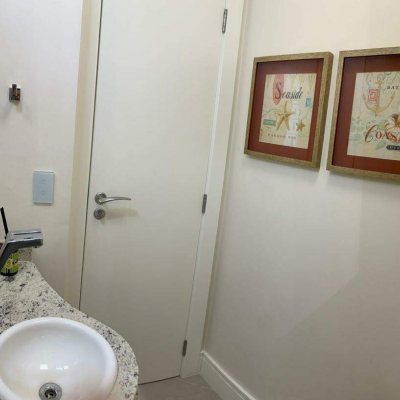 Apartamento com 90m², 3 quartos, 2 suítes, 2 garagens, no bairro Jurerê em Florianópolis