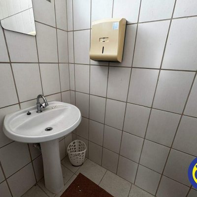 Sala com 52m², no bairro Centro em Florianópolis