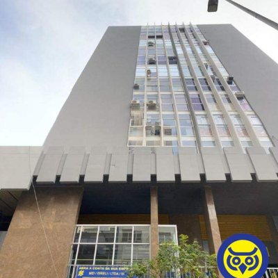 Sala com 38m², no bairro Centro em Florianópolis