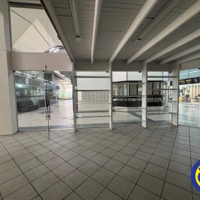 Loja com 86m², no bairro Centro em Florianópolis