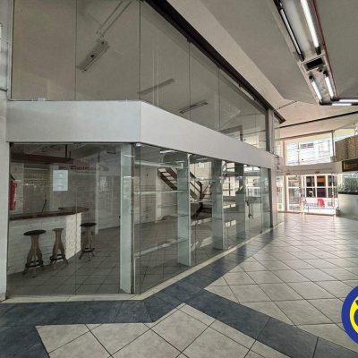 Loja com 86m², no bairro Centro em Florianópolis