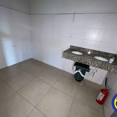 Loja com 1914m², no bairro Jardim Eldorado em Palhoça